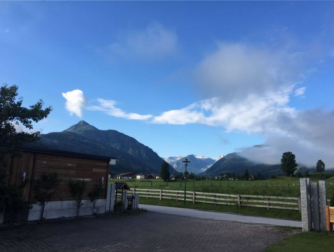 Bergpanorama Richtung Flachauwinkl mit Lackenkogel und Ennskraxn